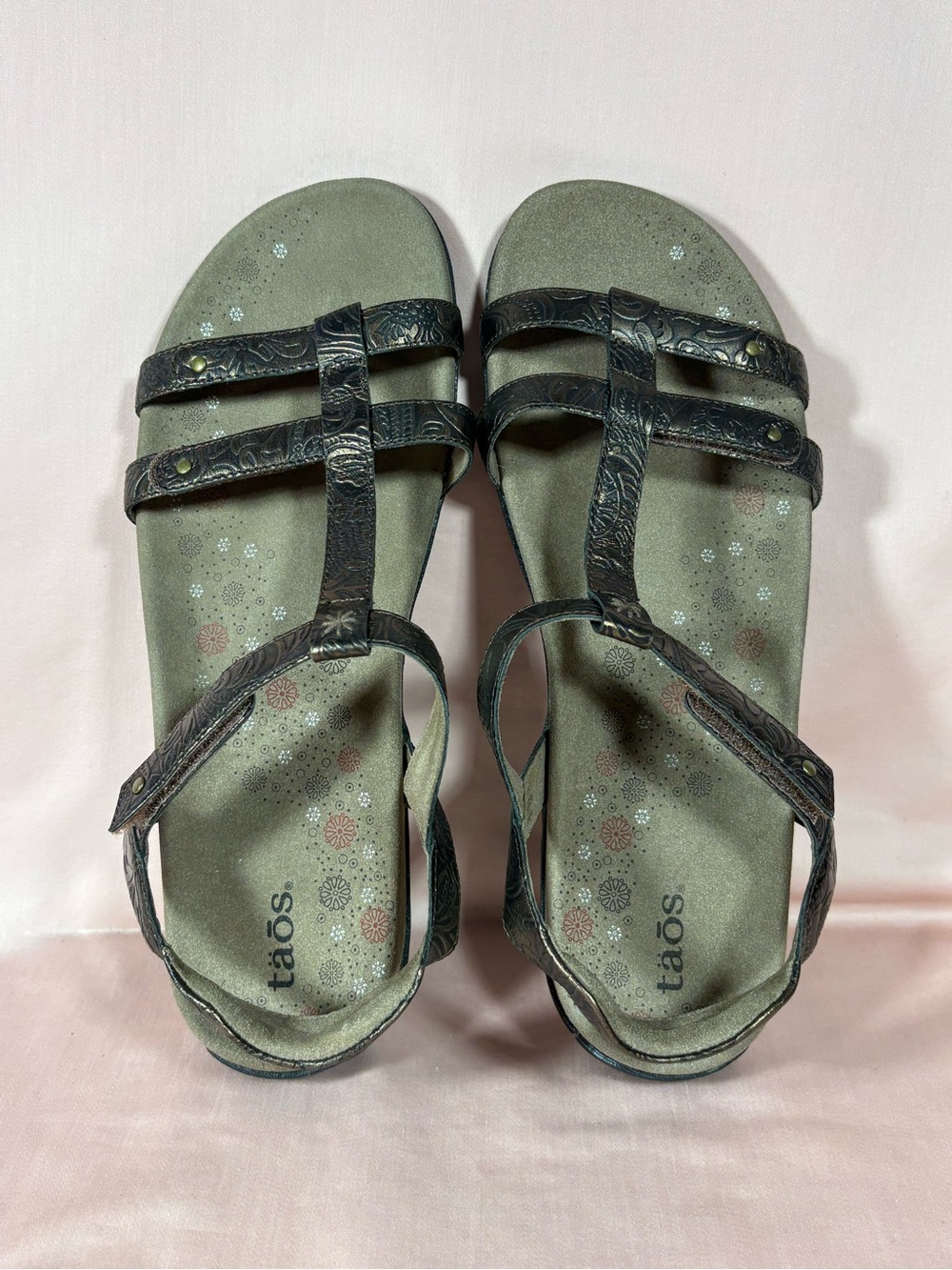 Taos Footwear Trophy 2 Strappy Bronze Metallic Sandals Women's Size 11 - Picture 6 of 12